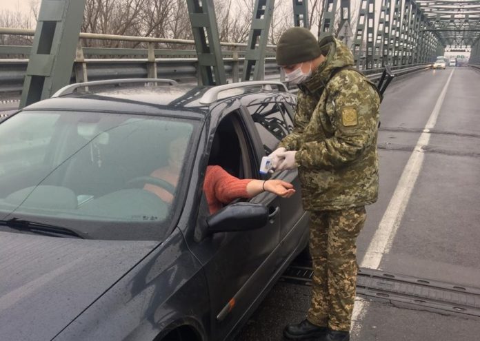За добу в Україну повернулося майже 11 тисяч українців За добу в Україну повернулося майже 11 тисяч українців