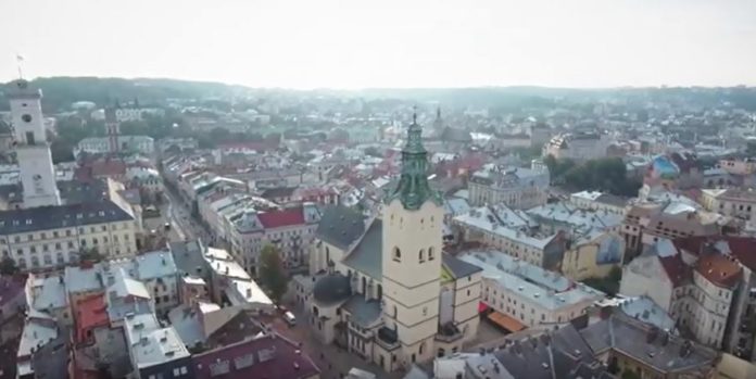 Розклад онлайн-трансляцій Великодніх Богослужінь у римо-католицьких храмах Львова Розклад онлайн-трансляцій Великодніх Богослужінь у римо-католицьких храмах Львова