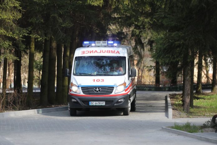 На Львівщині внаслідок наїзду кінної підводи загинув чоловік На Львівщині внаслідок наїзду кінної підводи загинув чоловік