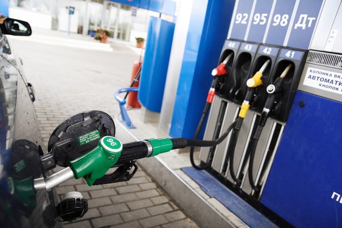 Мінекономіки оприлюднило нову граничну ціну на бензин