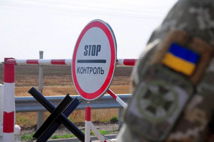 Віднині запрацювали всі пункти пропуску на кордоні з Польщею Віднині запрацювали всі пункти пропуску на кордоні з Польщею