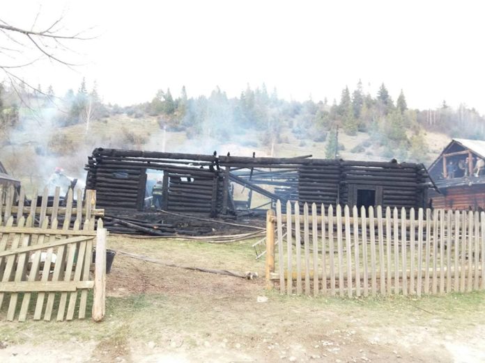 На Львівщині у господарській будівлі згоріла тонна сіна На Львівщині у господарській будівлі згоріла тонна сіна