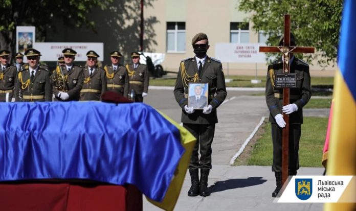 У Львові вшанували пам’ять загиблого Героя Сергія Тимощука У Львові вшанували пам’ять загиблого Героя Сергія Тимощука