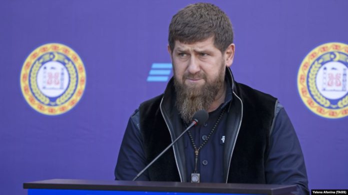 Главу Чечні Кадирова госпіталізували з підозрою на коронавірус — ЗМІ Главу Чечні Кадирова госпіталізували з підозрою на коронавірус — ЗМІ