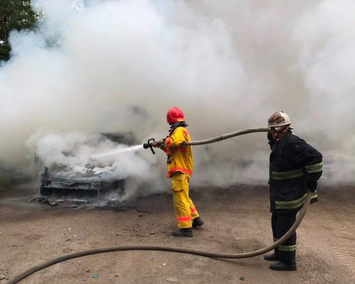 У Жидачівському районі вщент згорів автомобіль У Жидачівському районі вщент згорів автомобіль