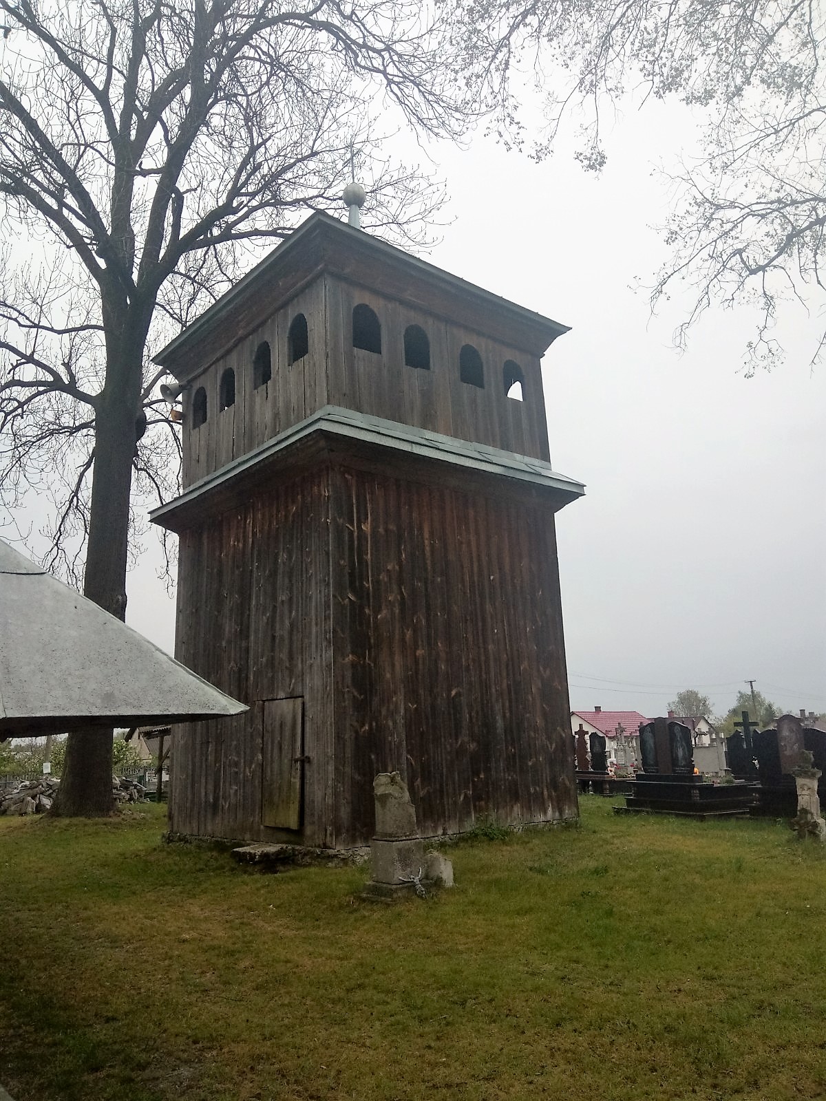 Скарби галицького села: що ховає за своїми стінами унікальна церква у Волі-Висоцькій (фото)
