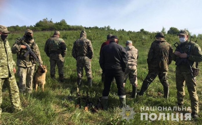 На Старосамбірщині правоохоронці вилучили рушниці у мисливців На Старосамбірщині правоохоронці вилучили рушниці у мисливців