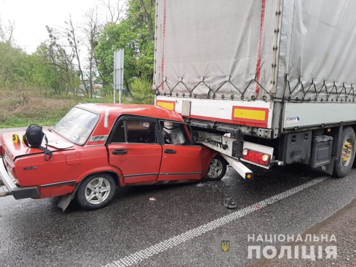 На Львівщині внаслідок ДТП травмовані п’ятеро осіб На Львівщині внаслідок ДТП травмовані п’ятеро осіб