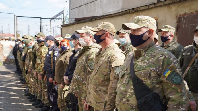Правоохоронці Львівщини в порядку ротації вирушили на Схід України Правоохоронці Львівщини в порядку ротації вирушили на Схід України
