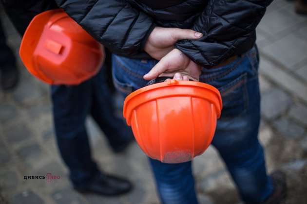 У Львівській ОДА кажуть, що поступово виплачують зарплату шахтарям