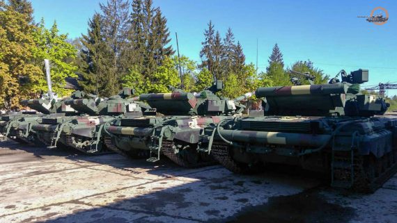 Львівський бронетанковий завод передав шість модернізованих танків для ЗСУ