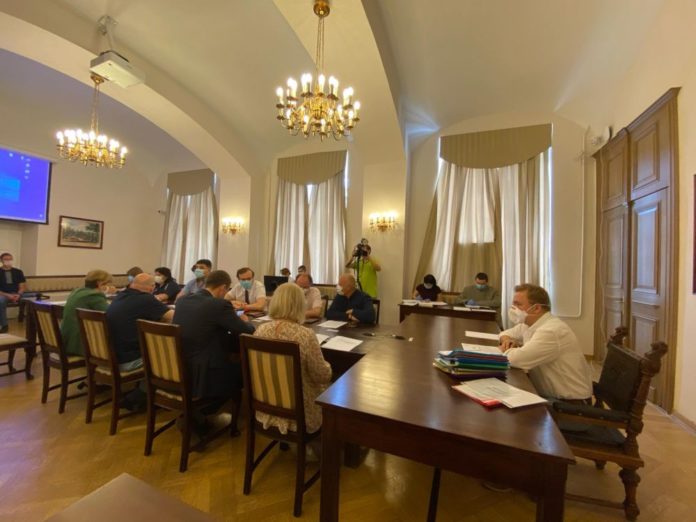 У Львові відремонтують аварійну підпірну стінку біля дитячого майданчика У Львові відремонтують аварійну підпірну стінку біля дитячого майданчика