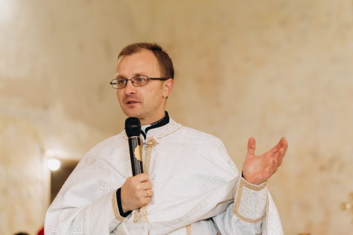 Наше завдання – не вирішувати проблему за дітей, а допомогти знайти вихід,– керівник Центру опіки сиріт Наше завдання – не вирішувати проблему за дітей, а допомогти знайти вихід,– керівник Центру опіки сиріт