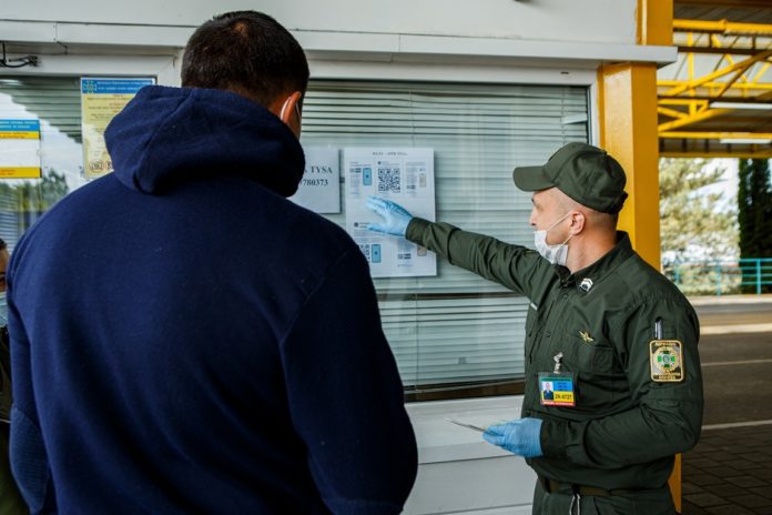 Угорщина відновила автобусне сполучення з Україною Угорщина відновила автобусне сполучення з Україною