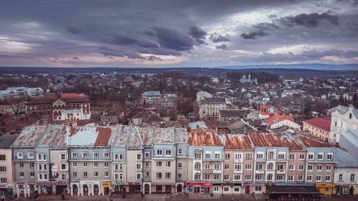 План – мільйон туристів на рік: як Дрогобич стає новою туристичною Меккою План – мільйон туристів на рік: як Дрогобич стає новою туристичною Меккою