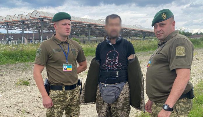Біля Польщі львівські прикордонники затримали фейкового «колегу» Біля Польщі львівські прикордонники затримали фейкового «колегу»