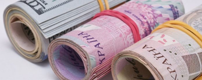 Шмигаль прокоментував можливість курсу долара по 30 гривень Шмигаль прокоментував можливість курсу долара по 30 гривень