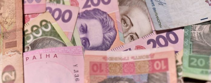 Прожитковий мінімум в Україні зросте майже на сто гривень Прожитковий мінімум в Україні зросте майже на сто гривень