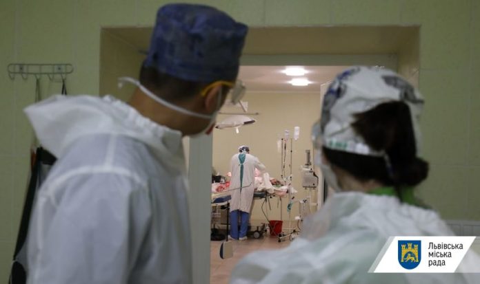 На Львівщині за добу зафіксували 121 випадок захворювання на коронавірус На Львівщині за добу зафіксували 121 випадок захворювання на коронавірус