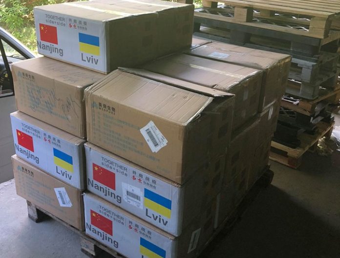Львів отримає понад 30 тисяч медичних масок з Китаю Львів отримає понад 30 тисяч медичних масок з Китаю