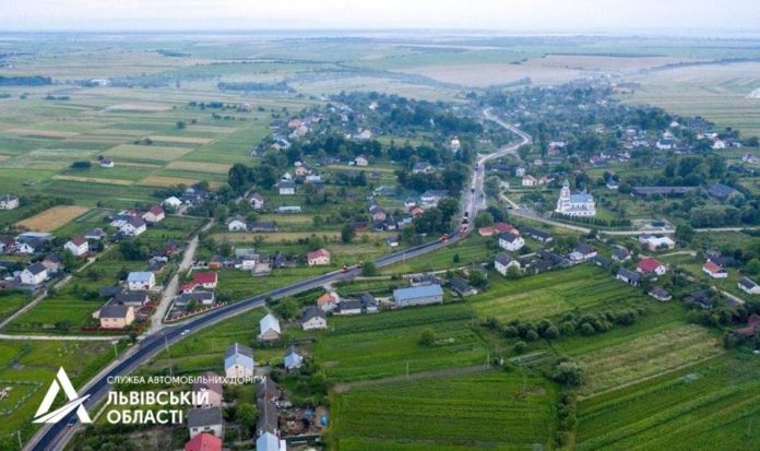 До кінця року в обхід карстових проваль побудують нову об’їздну дорогу Трускавця До кінця року в обхід карстових проваль побудують нову об’їздну дорогу Трускавця