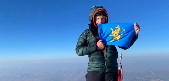 Львівський альпініст підкорив чергову вершину (фото) Львівський альпініст підкорив чергову вершину (фото)