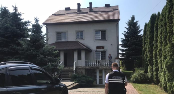 У Жовківському районі виявили «реабілітаційний» центр, де незаконно утримували людей У Жовківському районі виявили «реабілітаційний» центр, де незаконно утримували людей
