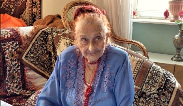 Львів’янка Броніслава Чечина відзначила свій 102-й День народження Львів’янка Броніслава Чечина відзначила свій 102-й День народження