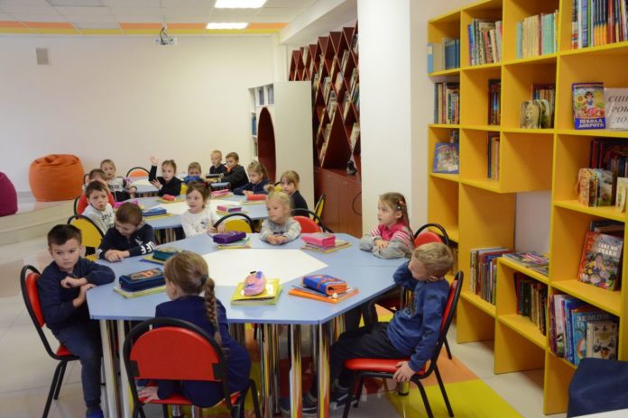 Садовий не вірить у дистанційне навчання Садовий не вірить у дистанційне навчання