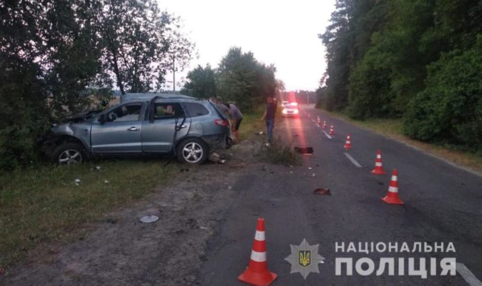 В ДТП на Львівщині одна людина загинула, четверо – у лікарні В ДТП на Львівщині одна людина загинула, четверо – у лікарні