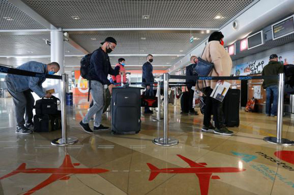 Уряд розробляє регламент заборони на в’їзд в Україну іноземців з «червоних» країн
