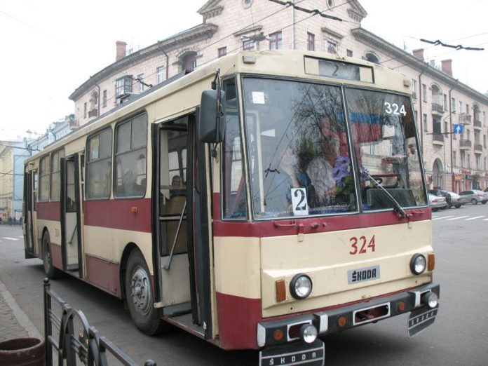 У Чернівцях припинили курсувати тролейбуси: місто у «червоній зоні» У Чернівцях припинили курсувати тролейбуси: місто у «червоній зоні»