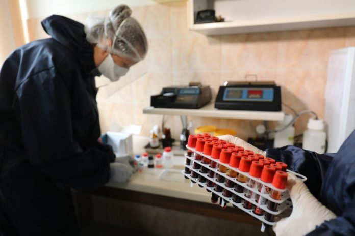 Молоді люди почали у п’ять разів частіше хворіти коронавірусом, – ВООЗ Молоді люди почали у п’ять разів частіше хворіти коронавірусом, – ВООЗ