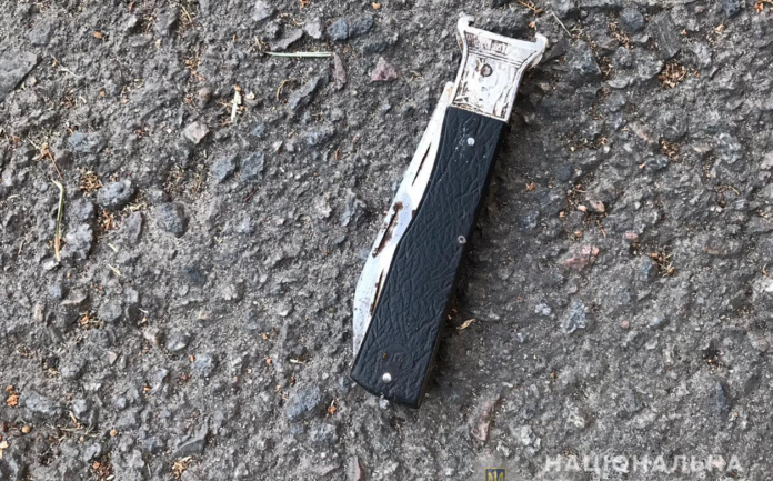 Поліцейські затримали львів’янина, причетного до ножових поранень чоловіка Поліцейські затримали львів’янина, причетного до ножових поранень чоловіка