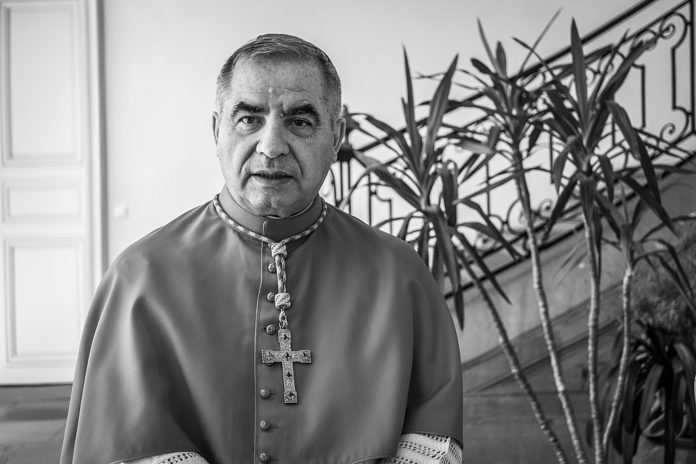 Ватиканський кардинал несподівано пішов у відставку Ватиканський кардинал несподівано пішов у відставку