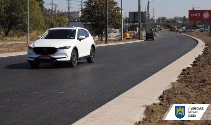 Вулицю Хуторівку відкрито після ремонту Вулицю Хуторівку відкрито після ремонту
