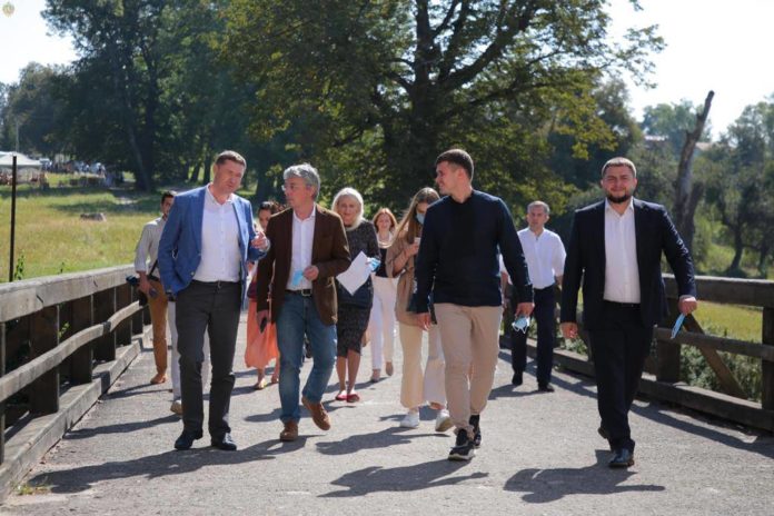 Велике культурне будівництво на Львівщині Велике культурне будівництво на Львівщині
