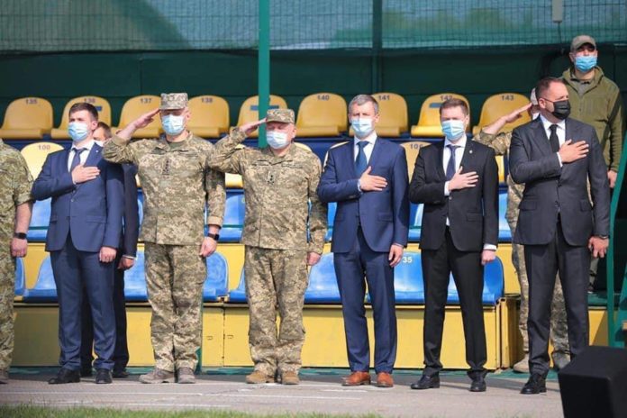 «Rapid Trident-2020» – практичний вектор нової стратегії національної безпеки (фото, відео) «Rapid Trident-2020» – практичний вектор нової стратегії національної безпеки (фото, відео)