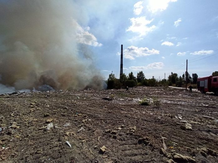 У Києві сталась пожежа на сміттєзвалищі У Києві сталась пожежа на сміттєзвалищі