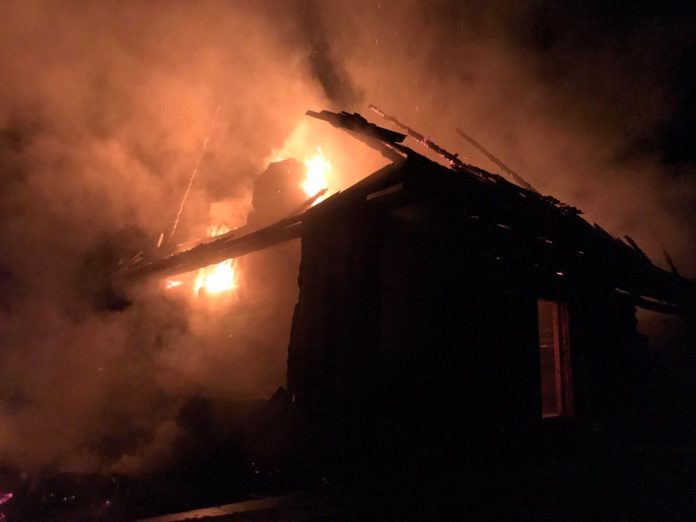 На Сколівщині згоріло помешкання На Сколівщині згоріло помешкання