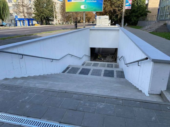 Аварійний підземний перехід у Львові відремонтували за понад мільйон Аварійний підземний перехід у Львові відремонтували за понад мільйон