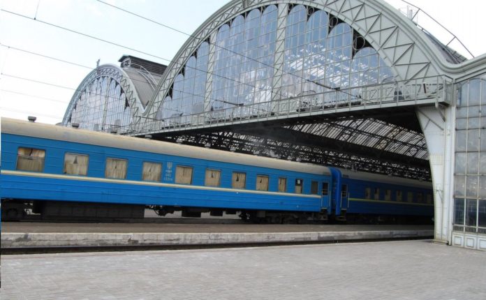 Львівська залізниця інформує про тимчасові зміни у розкладі та маршрутах руху поїздів Львівська залізниця інформує про тимчасові зміни у розкладі та маршрутах руху поїздів