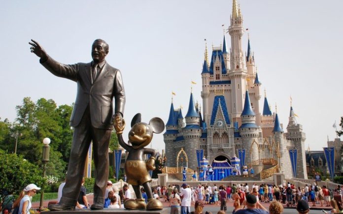 Криза: через коронавірус Disney скоротить 28 тисяч співробітників Криза: через коронавірус Disney скоротить 28 тисяч співробітників