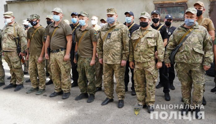 Із зони проведення ООС додому повернулись бійці зведеного загону правоохоронців Львівщини Із зони проведення ООС додому повернулись бійці зведеного загону правоохоронців Львівщини