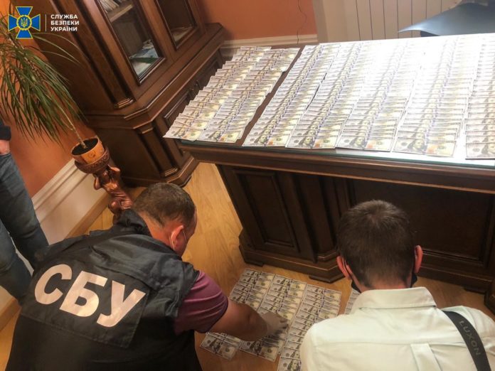 На Львівщині депутат торгував землею Міноборони На Львівщині депутат торгував землею Міноборони