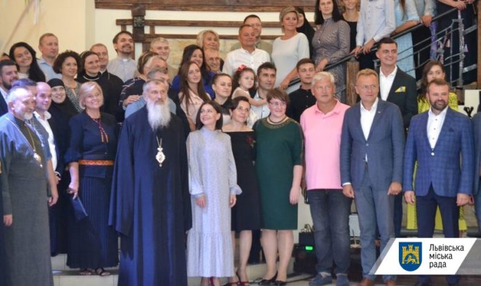 Понад 240 тисяч гривень зібрали для бездомних, завдяки благодійній акції Владики Венедикта Понад 240 тисяч гривень зібрали для бездомних, завдяки благодійній акції Владики Венедикта