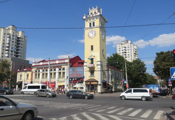 Хмельницький визнано містом з найсприятливішим бізнес-кліматом Хмельницький визнано містом з найсприятливішим бізнес-кліматом