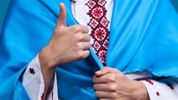 Близько 200 тисяч учнів цього року перейшли з російської на українську мову навчання Близько 200 тисяч учнів цього року перейшли з російської на українську мову навчання