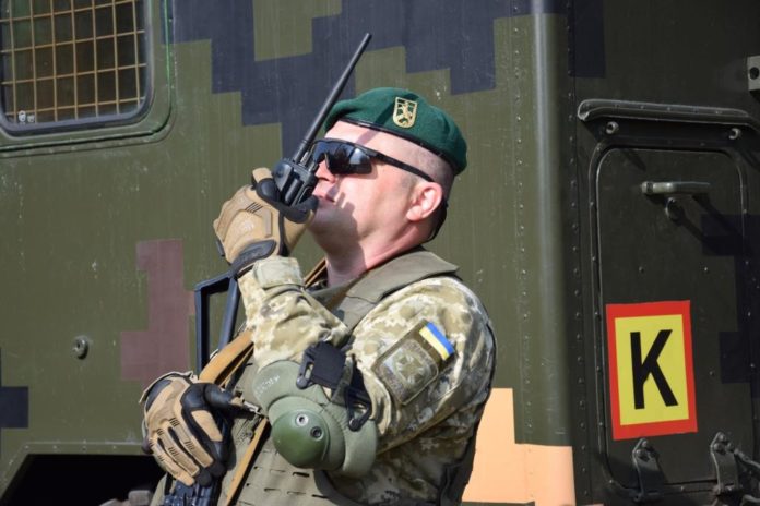 На Сумщині провели антитерористичні навчання На Сумщині провели антитерористичні навчання