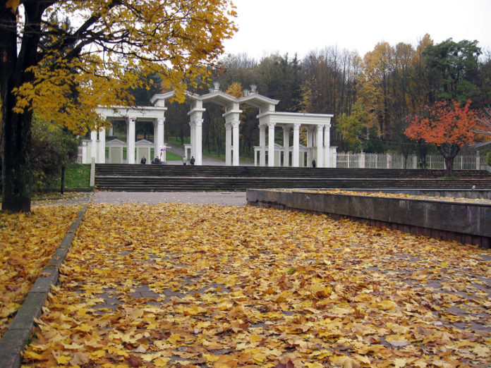 На вихідні львів’ян кличуть у парк культури на прокидання під класичну музику На вихідні львів’ян кличуть у парк культури на прокидання під класичну музику